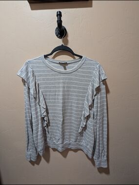 Woman's Express Ruffle Long-Sleeve Top in Striped Light Gray and White Large